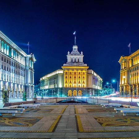 Top Center Apartment Next To Vitosha Boulevard Sofia Luaran gambar