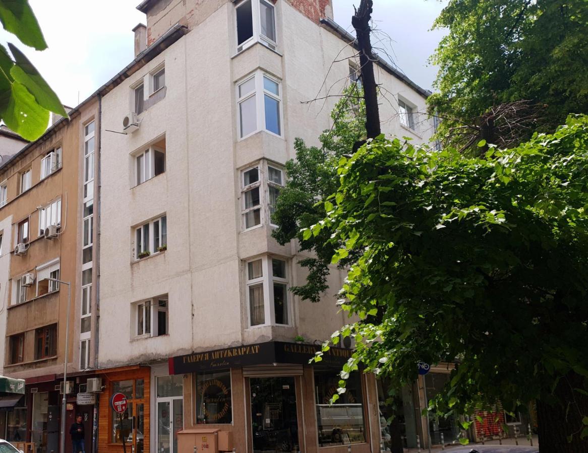Top Center Apartment Next To Vitosha Boulevard Sofia Luaran gambar