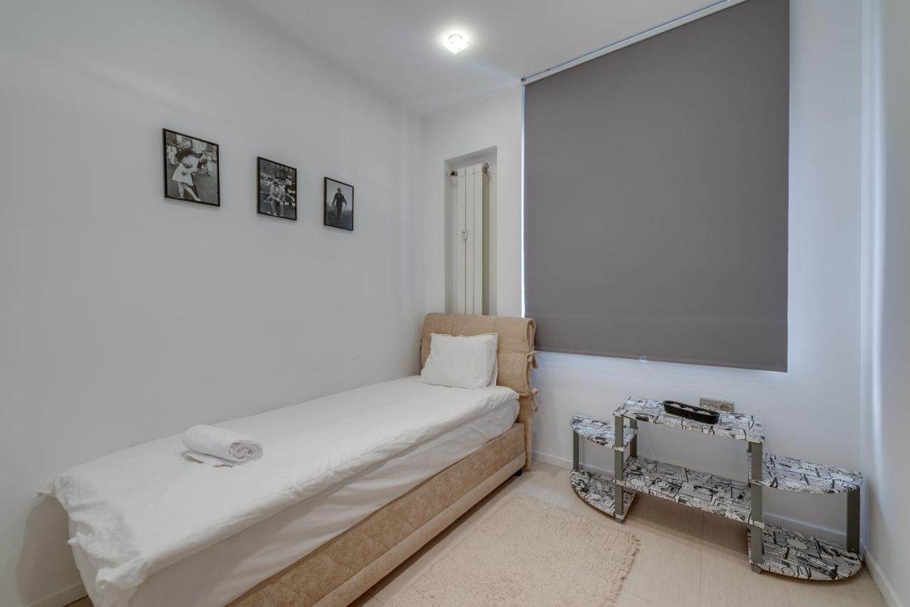Top Center Apartment Next To Vitosha Boulevard Sofia Luaran gambar