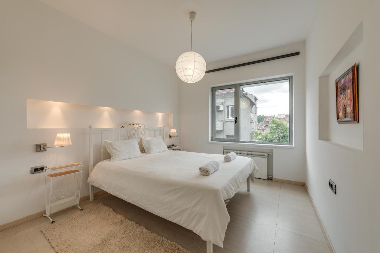 Top Center Apartment Next To Vitosha Boulevard Sofia Luaran gambar