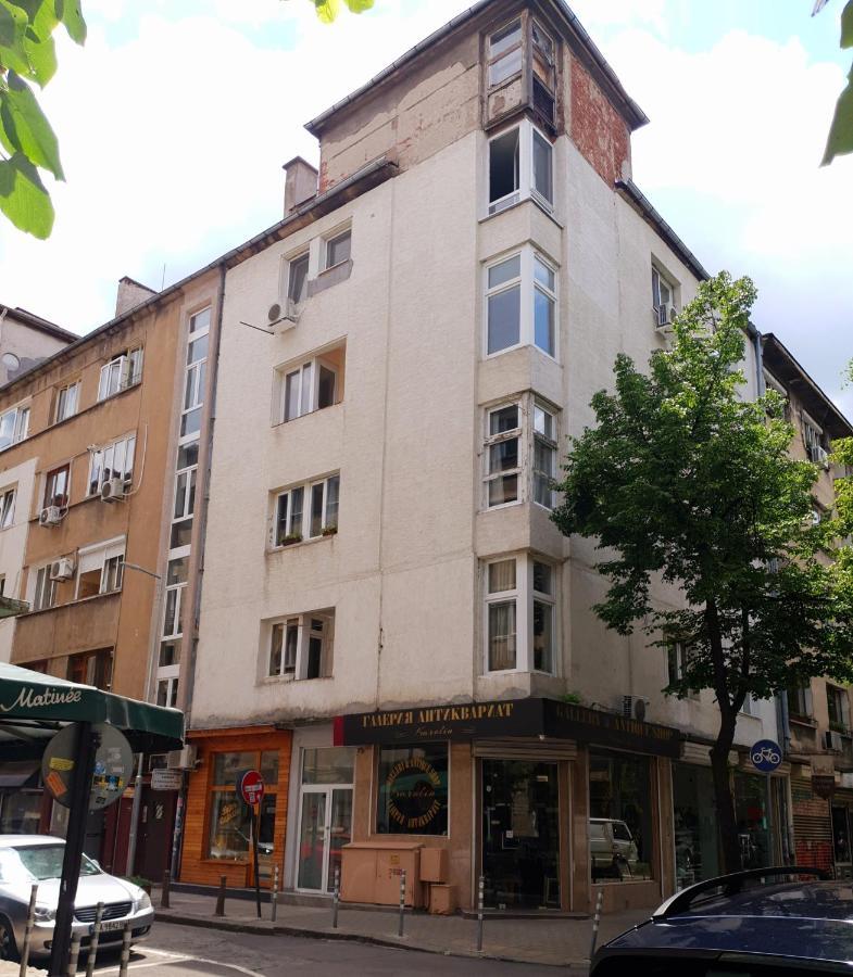 Top Center Apartment Next To Vitosha Boulevard Sofia Luaran gambar